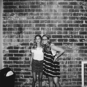 Meet your Posher, Logan & Stella